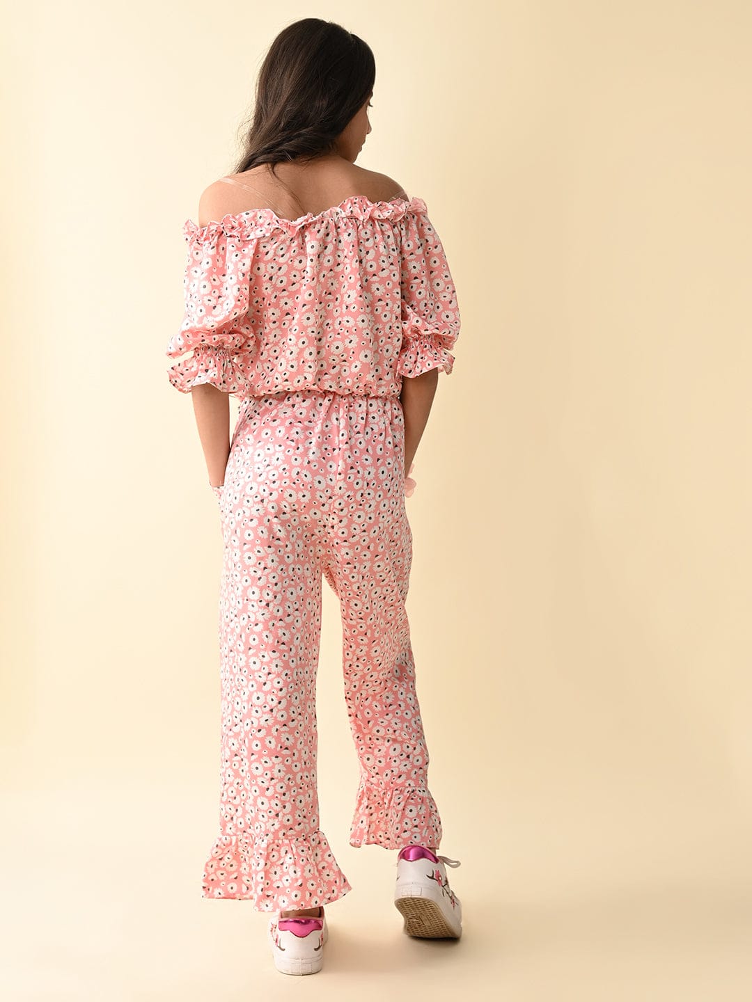 Floral off shoulder jumpsuit.