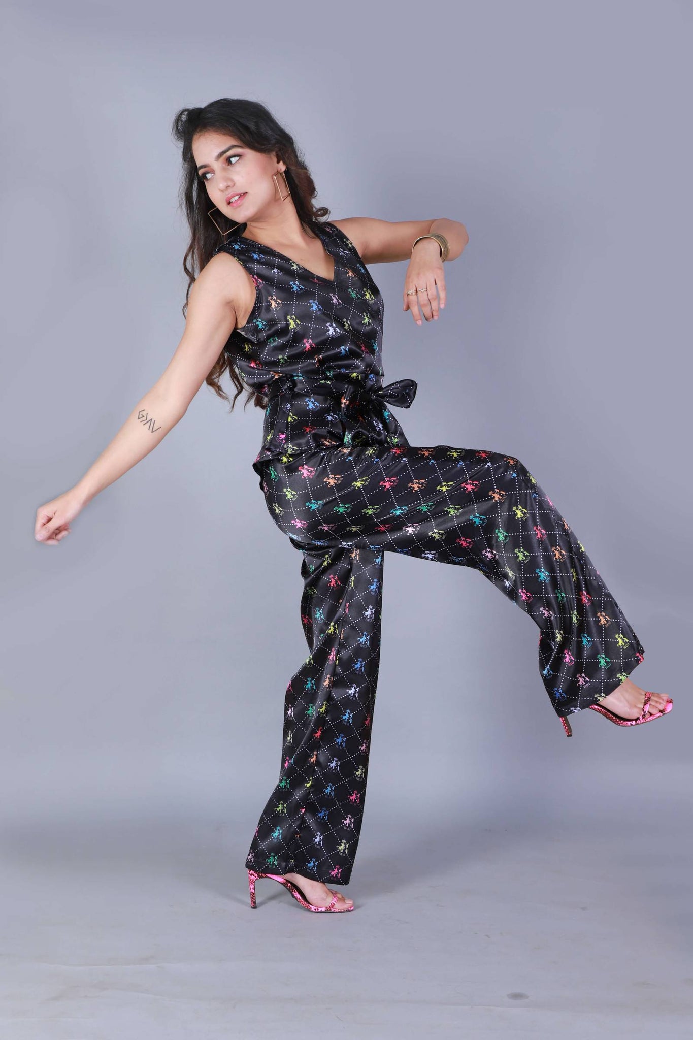 RANJ Black Ornamental Printed Wrap Set Ram Black Ornamental Printed Wrap Set - RanjStore